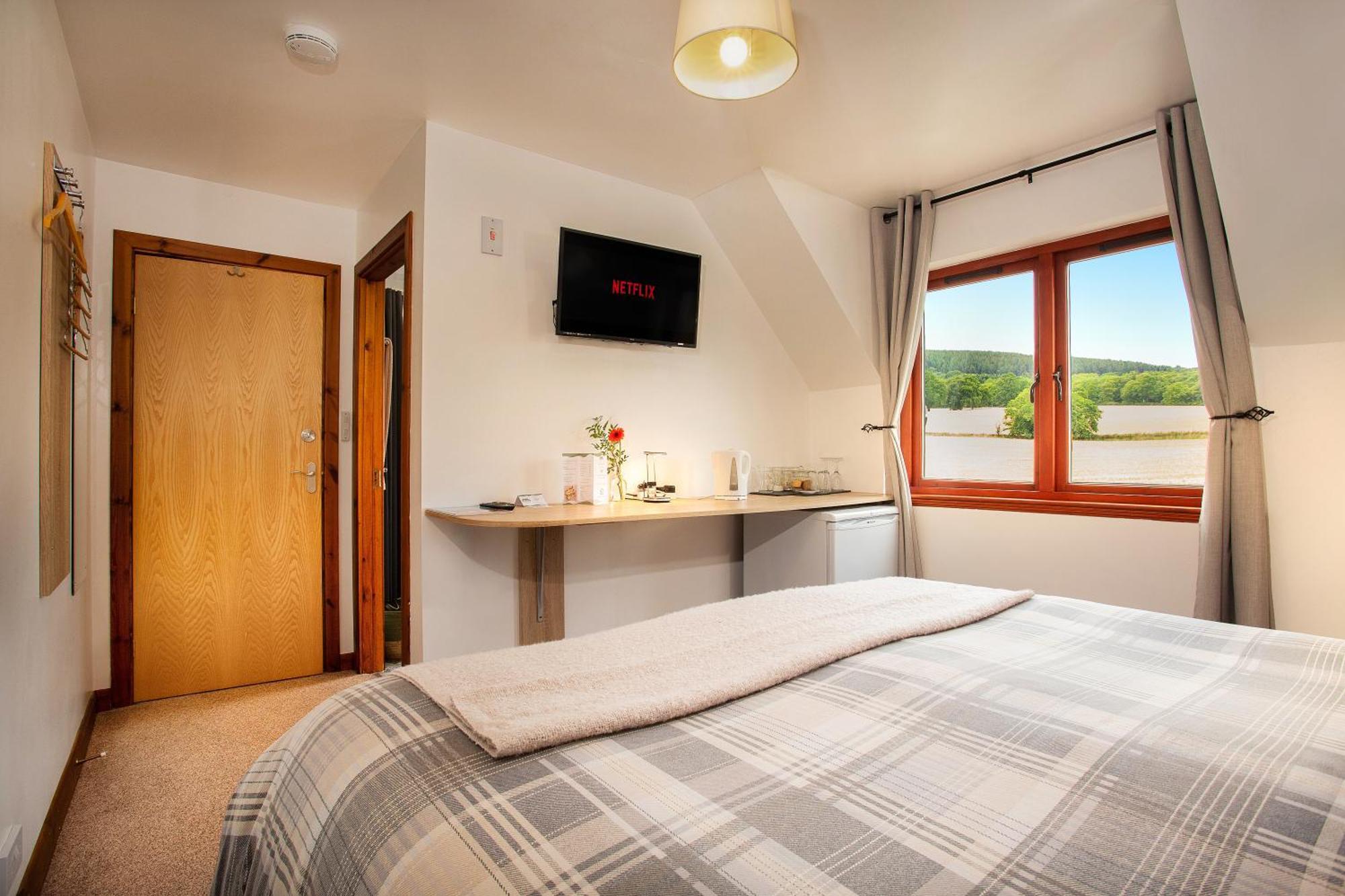 Beechwood Lodge Guesthouse Alness Exterior photo